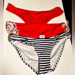 ✨Free with any purchase✨ Small swim bottoms